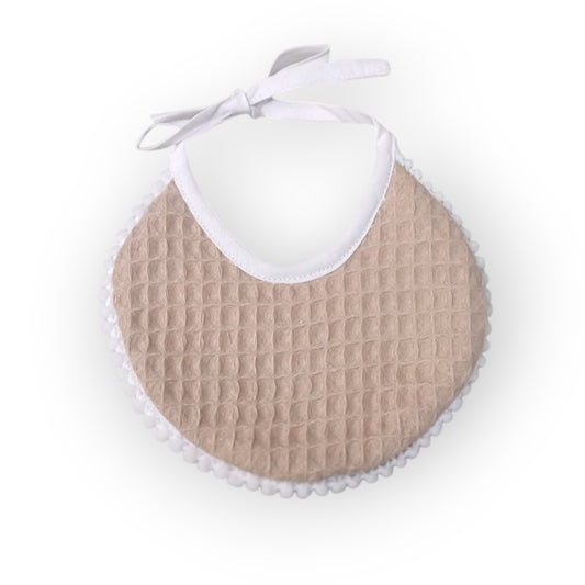 Babero Modelo Volante Bolitas